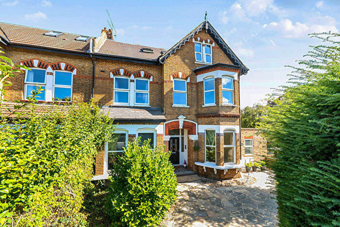 2 Bedroom Flat For Sale In Footscray Road, New Eltham, SE9