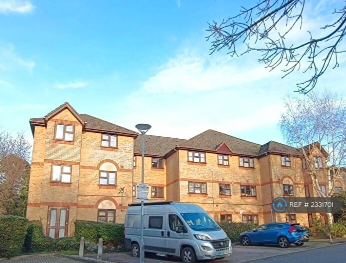 2 Bedroom Flat To Rent In Crouch End, London, N8