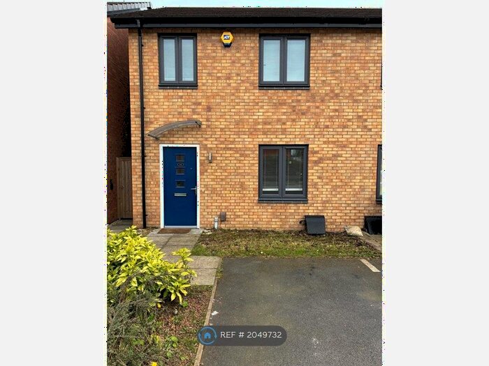 3 Bedroom Semi-Detached House To Rent In Mull Croft, Birmingham, B36