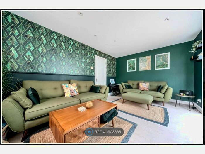 3 Bedroom Semi-Detached House To Rent In Vesta Close, Coggeshall, Colchester, CO6