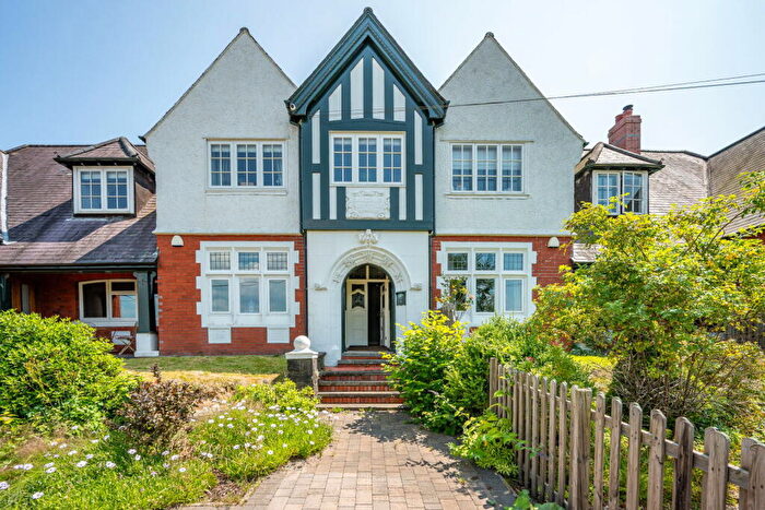 7 Bedroom Cottage For Sale In Penrhiw Terrace, Oakdale, NP12