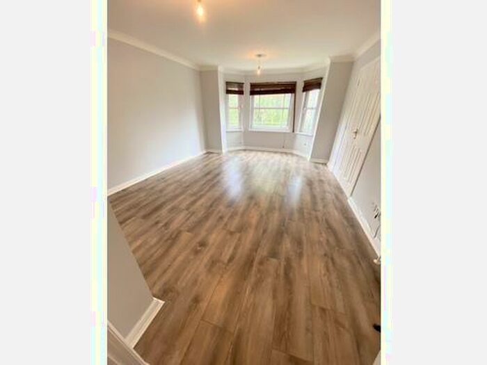 2 Bedroom Flat To Rent In Helmsdale Close, High Blantyre, G72