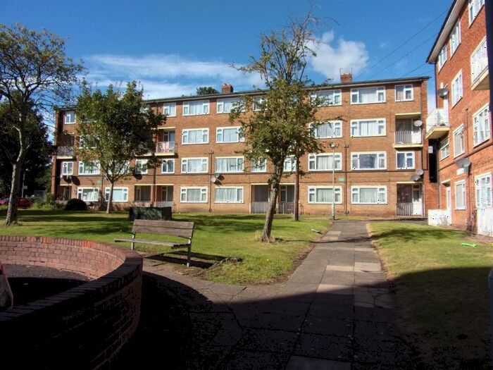 3 Bedroom Maisonette To Rent In Perry Villa Drive, Perry Barr, Birmingham, B42