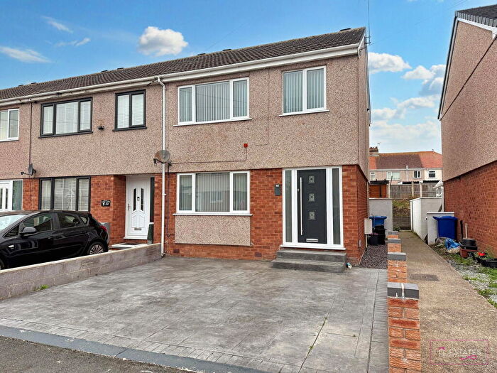 3 Bedroom End Of Terrace House For Sale In Brookdale Road, Rhyl, LL18
