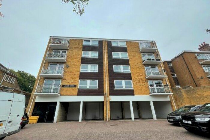 1 Bedroom Flat To Rent In Dane Road, Margate, CT9