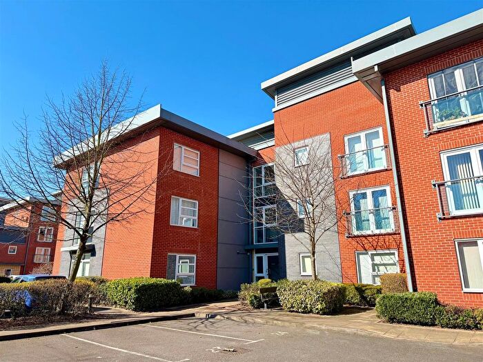 2 Bedroom Flat To Rent In The Hub, Stone Street, Oldbury, B69