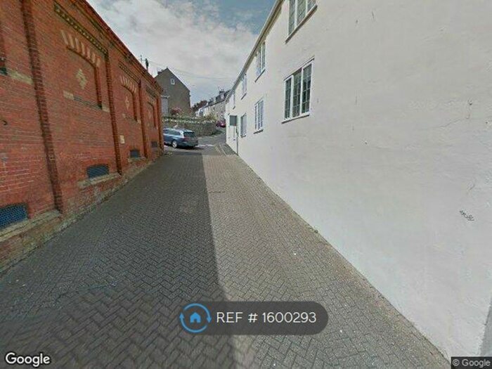 2 Bedroom Flat To Rent In St. Leonards Road, Weymouth, DT4