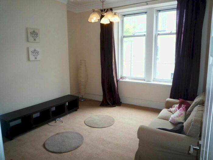 1 Bedroom Flat To Rent In Wallfield Crescent, First Floor, Aberdeen, AB25