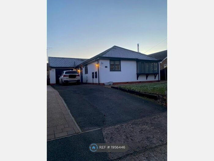 3 Bedroom Bungalow To Rent In West End, Ingham, Lincoln, LN1