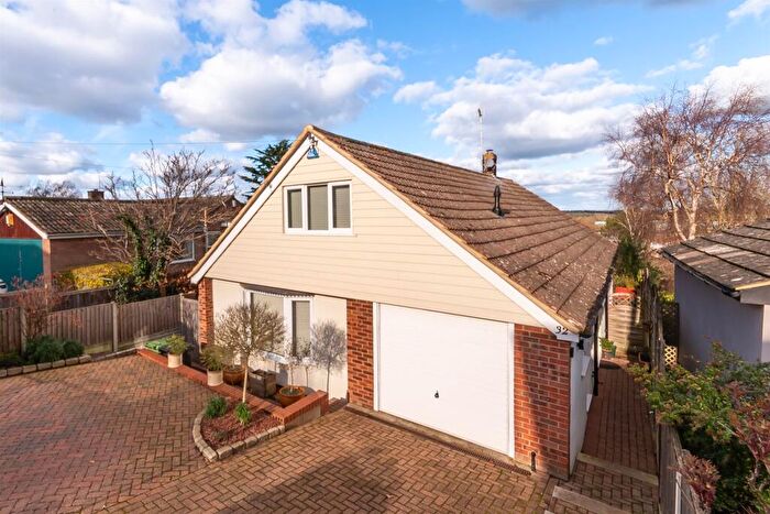 4 Bedroom Chalet For Sale In Beeleigh Road, Maldon, CM9