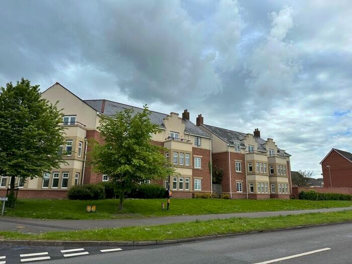 2 Bedroom Flat For Sale In Station Road, Donnington, Telford, TF2