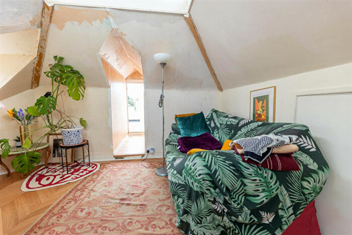 2 Bedroom Semi-Detached Bungalow For Sale In Walton Road, Clacton-On-Sea, CO15