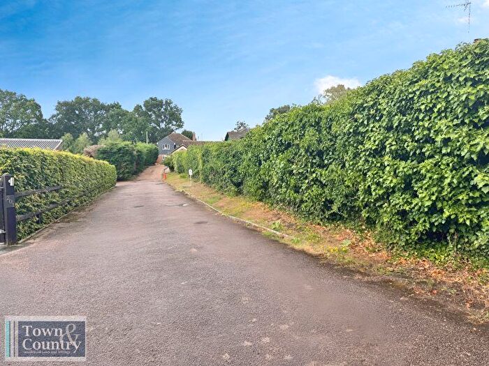 3 Bedroom Detached House For Sale In Conifer Close, Alresford, CO7