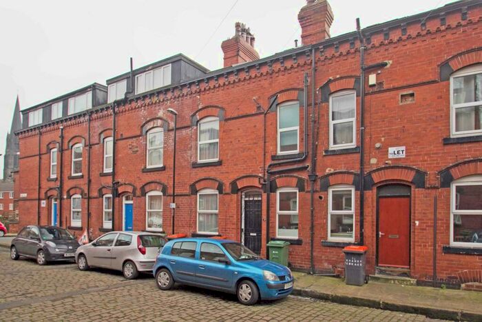 2 Bedroom Terraced House To Rent In Granby Place, Headingley, Leeds, LS6