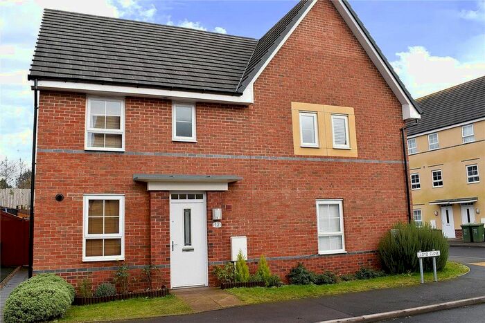 3 Bedroom Property To Rent In Lloyd Close, Worcester, WR5