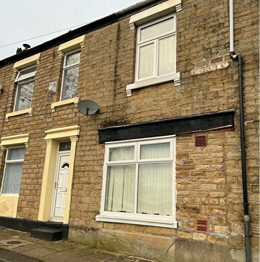 1 Bedroom Semi-detached House For Sale In St. Georges Street, Stalybridge, Greater Manchester, SK15
