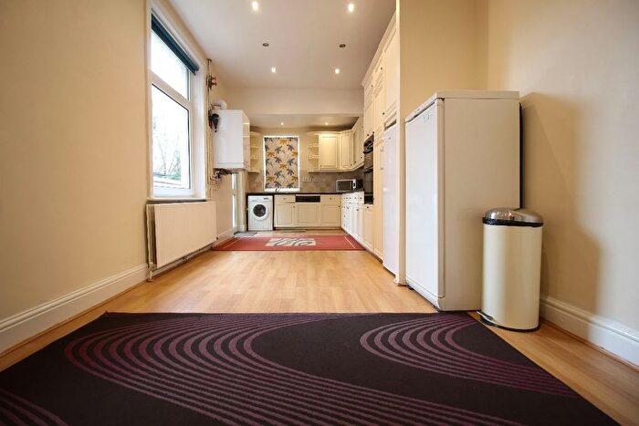 5 Bedroom Terraced House To Rent In Revidge Road, Blackburn, BB1