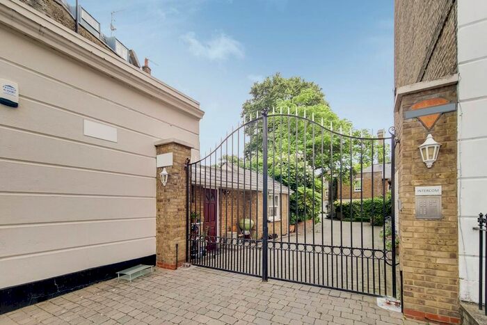 Studio To Rent In Matilda Street, Barnsbury, London, N1