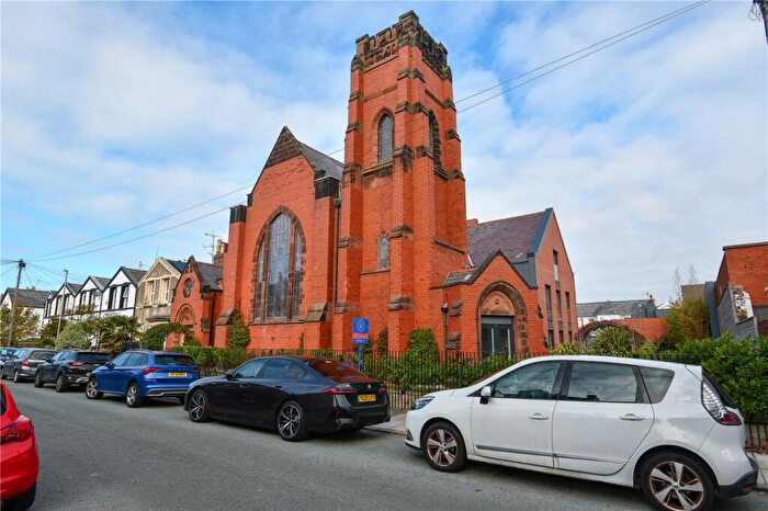 1 Bedroom Flat For Sale In Church Place, Alderley Road, Hoylake, CH47