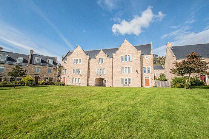 3 Bedroom Apartment For Sale In Hallgarth Close, Corbridge, Northumberland, NE45