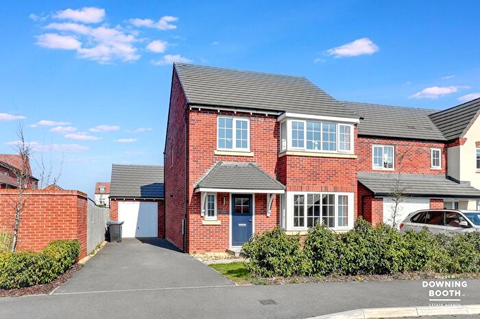 4 Bedroom Detached House For Sale In Violet Walk, Fradley, Lichfield, WS13