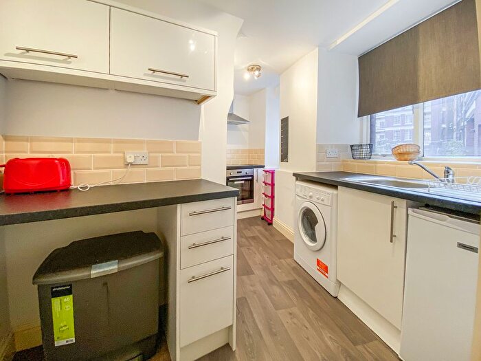 1 Bedroom Flat To Rent In Queen Alexandra Mansions, Tonbridge Street, Bloomsbury, WC1H