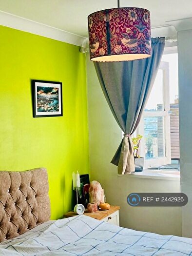 1 Bedroom Flat To Rent In New Caledonian Wharf, London, SE16