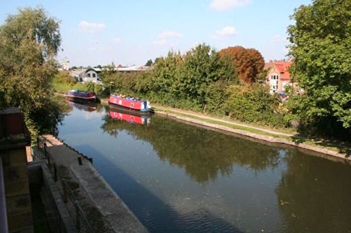 1 Bedroom Flat To Rent In Bentinck Road, West Drayton, UB7