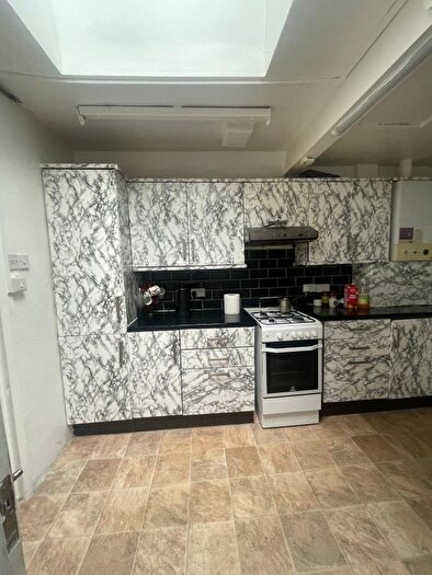 4 Bedroom Terraced House To Rent In Ley Street, Ilford, IG1