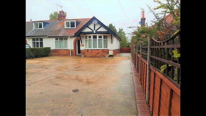 3 Bedroom Semi-Detached Bungalow For Sale In Ganstead Lane, Bilton, HU11