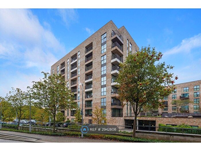 2 Bedroom Flat To Rent In Abbotsford Court, London, NW10