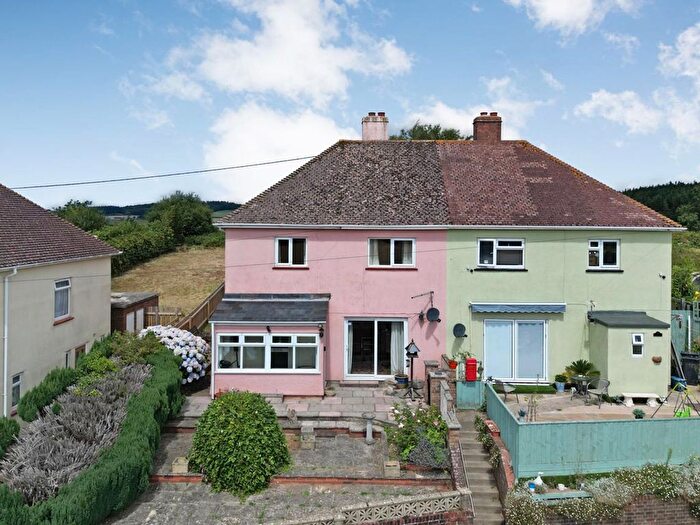 3 Bedroom Semi-Detached House For Sale In Exeter Road, Dawlish, EX7