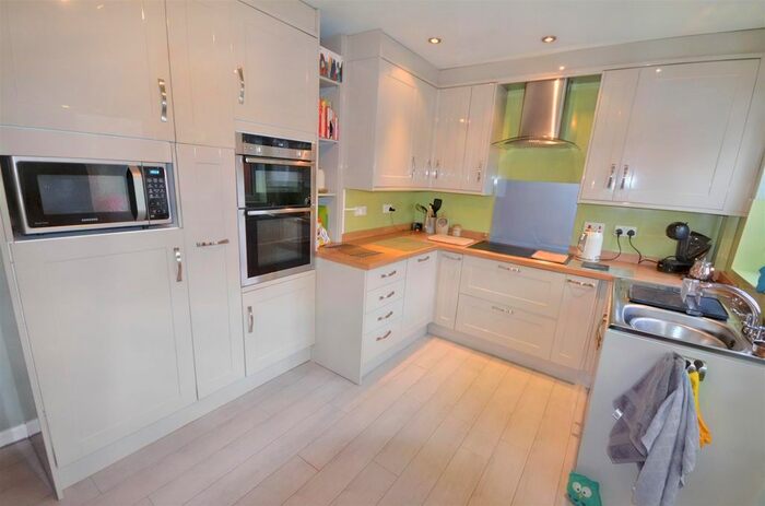 3 Bedroom Detached Bungalow For Sale In Copeland Avenue, Tittensor, Stoke-On-Trent, ST12