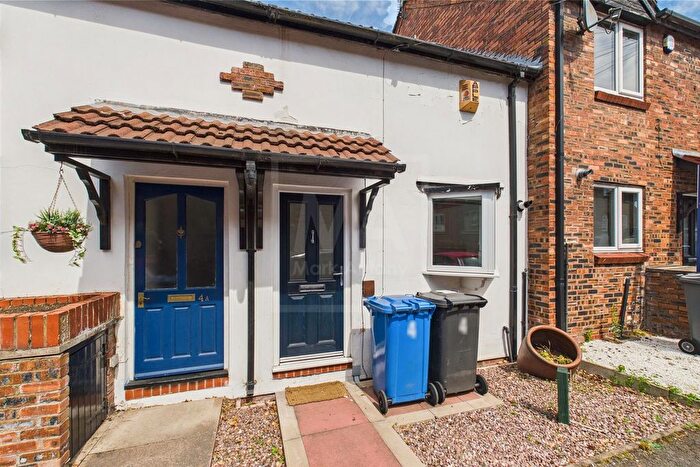 2 Bedroom Mews To Rent In Birchdale Road, Appleton, Warrington, WA4