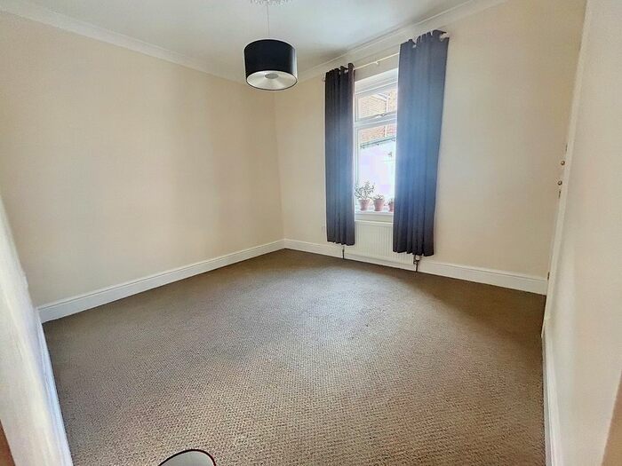 4 Bedroom Bungalow For Sale In Flint Hill Bank, Dipton, Stanley, DH9