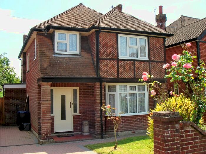 3 Bedroom Detached House To Rent In Cherry Drive, Canterbury, Kent, CT2