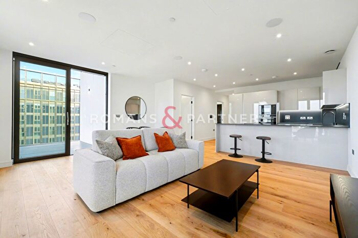 3 Bedroom Flat To Rent In Menara Point, Twelve Trees Park, E16