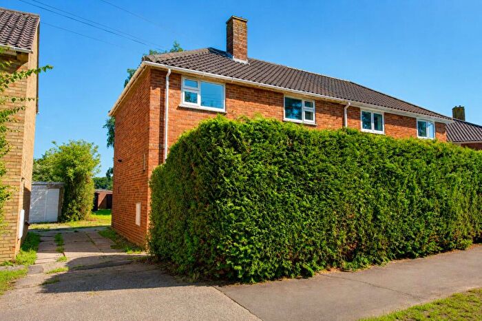 3 Bedroom Semi-Detached House For Sale In North Park Avenue, Norwich, NR4