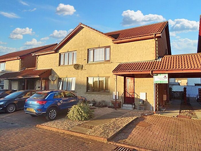 2 Bedroom Flat For Sale In Carpenters Wynd, Alloa, FK10