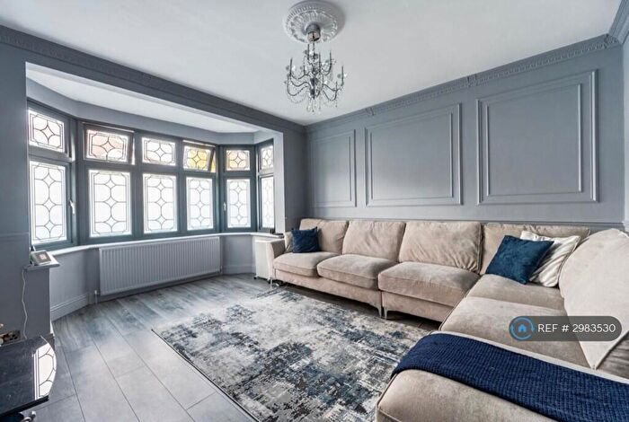 5 Bedroom Semi-Detached House To Rent In Fleetwood Road, London, NW10