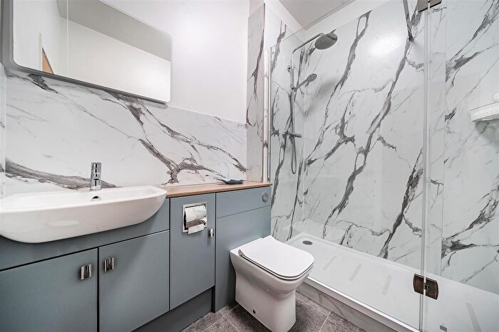 1 Bedroom Flat For Sale In Cliff Avenue, Swanage, BH19