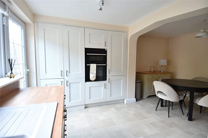 3 Bedroom Terraced House For Sale In Church Road, Droitwich, Worcestershire, WR9