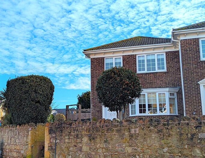 3 Bedroom End Of Terrace House For Sale In Sandown Road, Shanklin, PO37