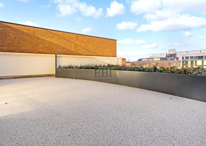 1 Bedroom Apartment For Sale In City North West Tower, Goodwin Street, Finsbury Park, N4