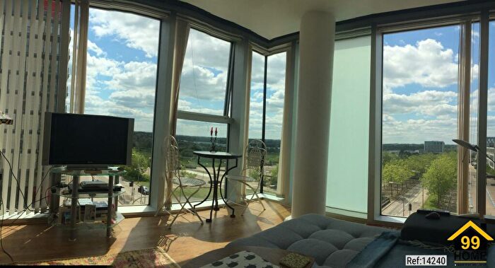 2 Bedroom Flat To Rent In Chelsea House, Milton Keynes, United Kingdom, MK9