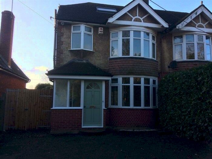 4 Bedroom House To Rent In Chaul End Road, Caddington, Luton, LU1