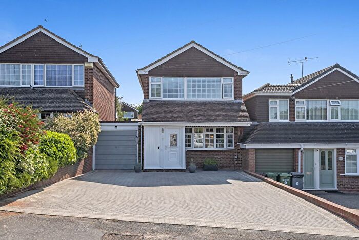 3 Bedroom Link Detached House For Sale In Seven Hills Drive, Stourport On Severn, DY13