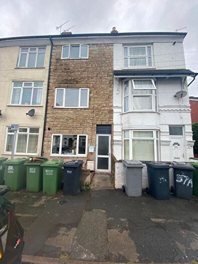 2 Bedroom Flat To Rent In Lea Street, Kidderminster, DY10