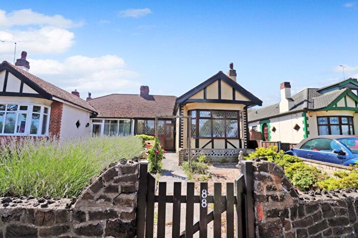 3 Bedroom Semi-Detached Bungalow To Rent In Eastern Avenue, Southend-On-Sea, SS2