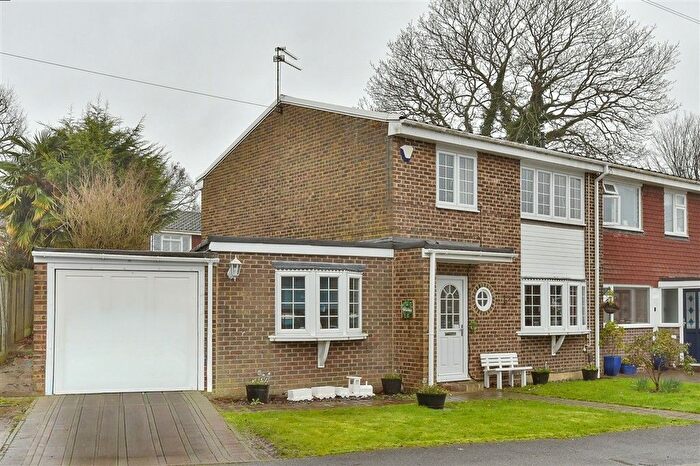 4 Bedroom End Of Terrace House For Sale In Style Close, Parkwood, Gillingham, Kent, ME8